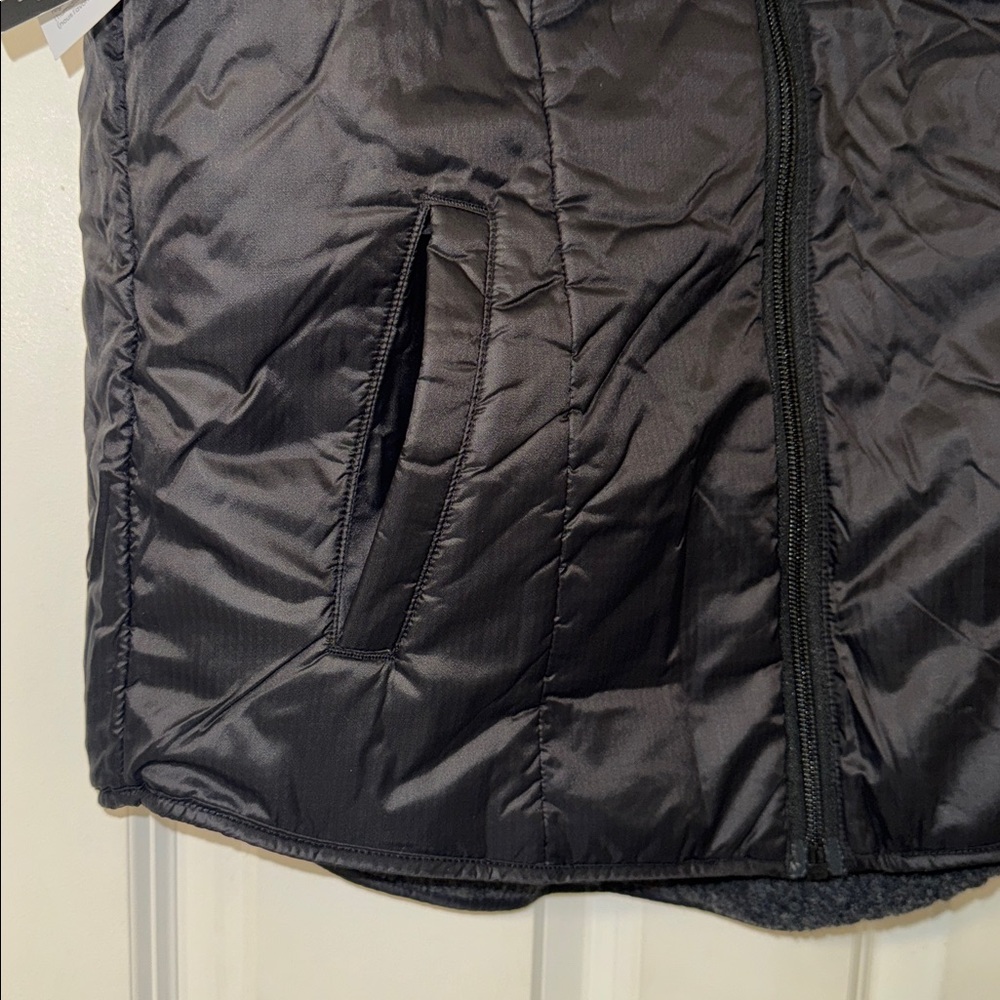 Smartwool Anchor Line Sherpa Reversible Vest NWT! - Picture 8 of 8